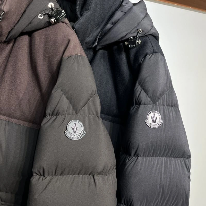 Moncler Down Jackets Sleek 144869