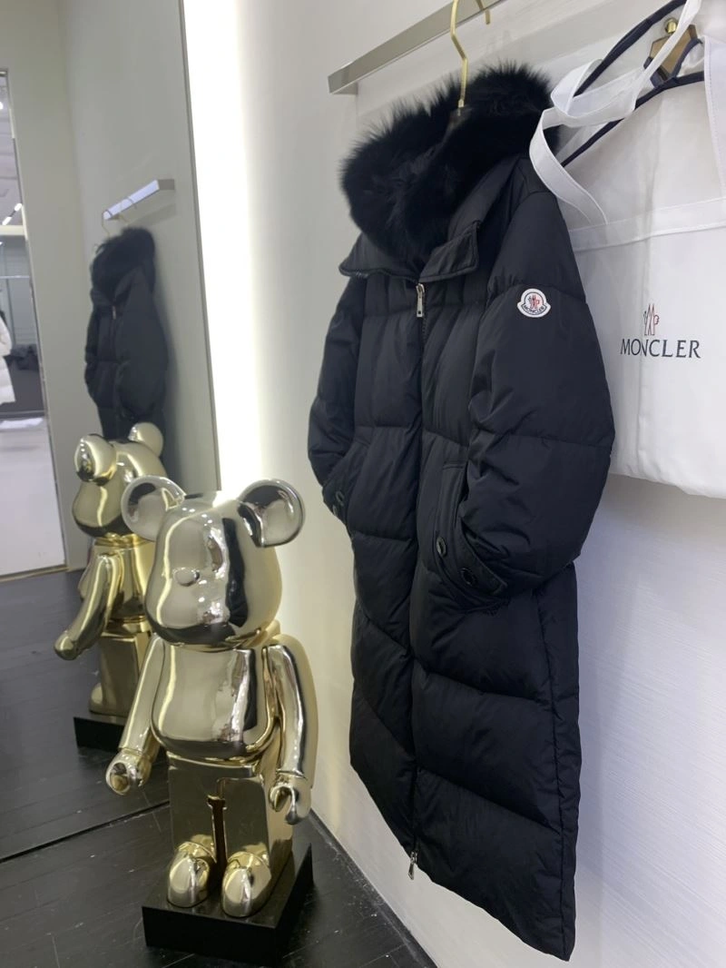 Moncler Down Jackets Bright 144862