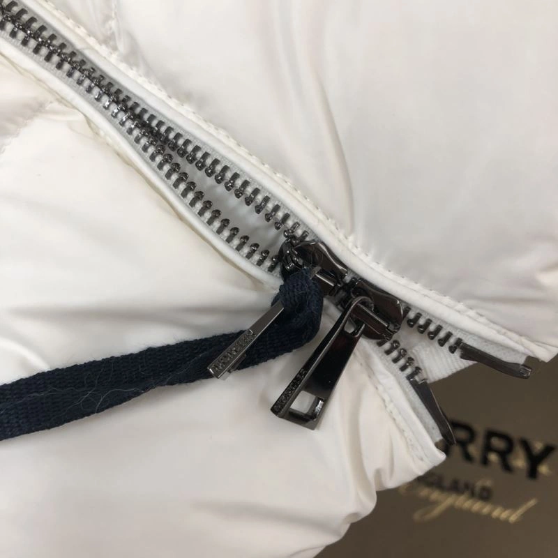 Sporty Moncler Down Jackets 144865