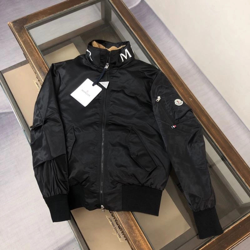 Moncler Down Jackets Comfortable 144861