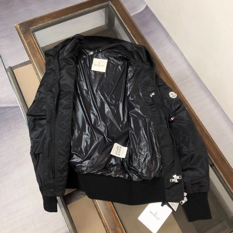 Moncler Down Jackets Comfortable 144861