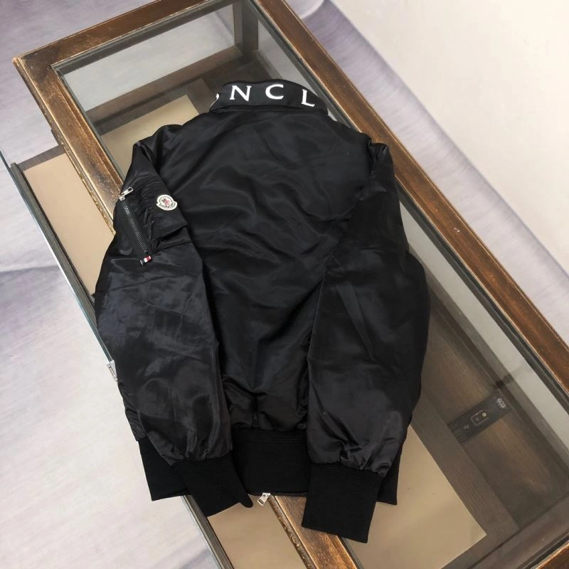 Moncler Down Jackets Comfortable 144861