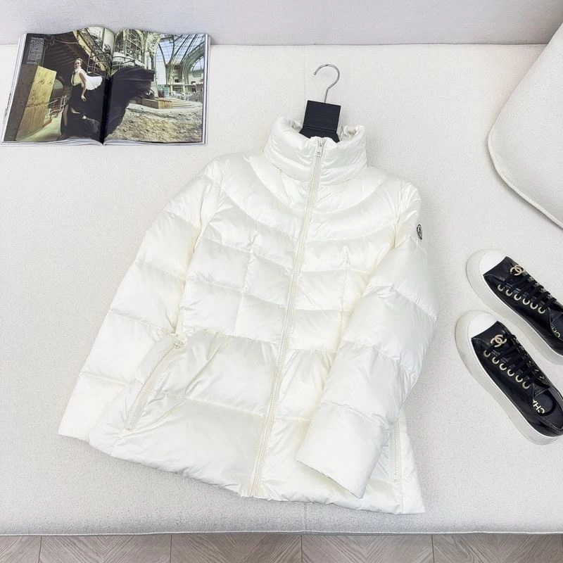 FashionForward Moncler Down Jackets 144859