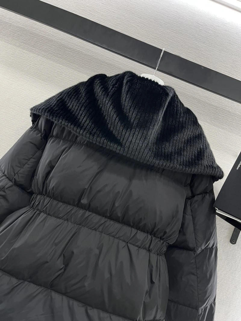 Moncler Down Jackets Minimalist 144875