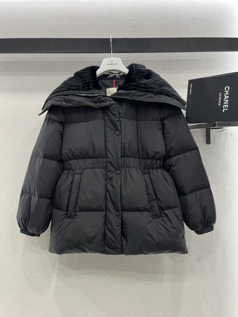 Moncler Down Jackets Minimalist 144875