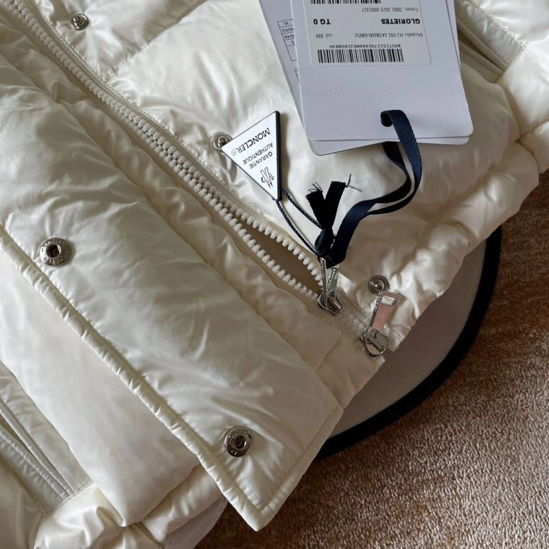 Moncler Down Jackets Colorful 144873