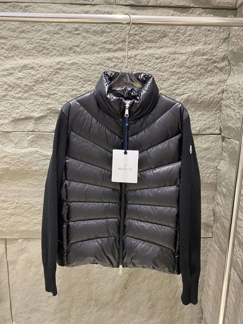 Moncler Down Jackets TravelReady 144880
