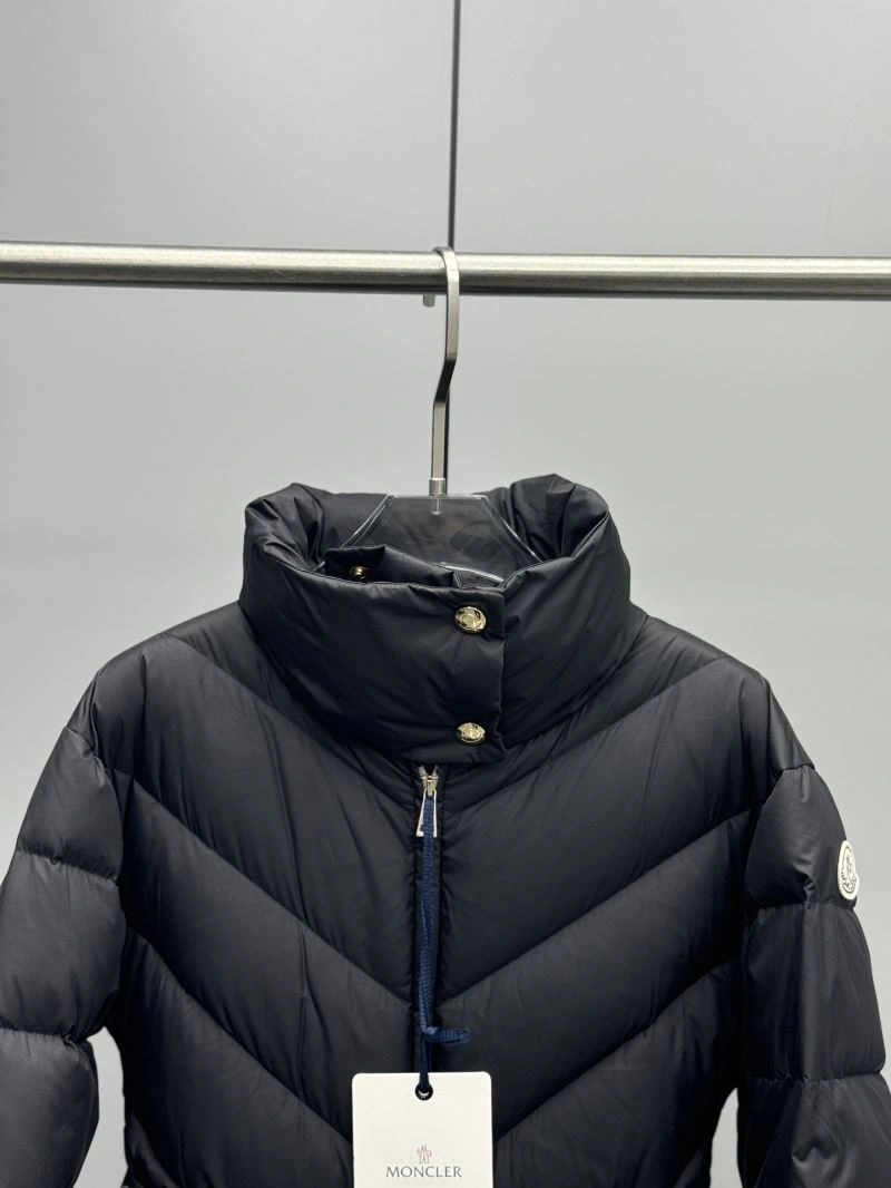 Moncler Down Jackets NewStyle 144849