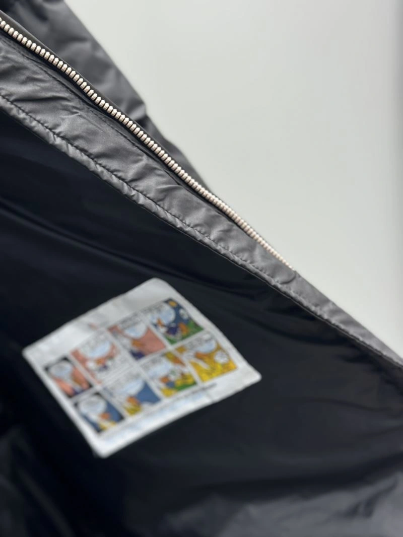 Moncler Down Jackets NewStyle 144849