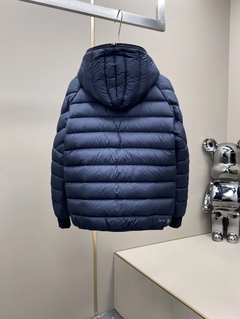 Moncler Down Jackets Sporty 144860