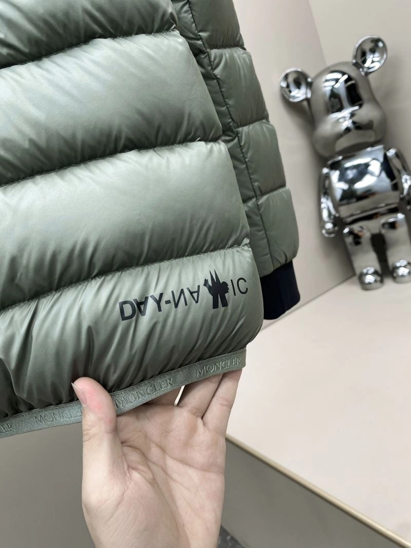 Moncler Down Jackets QuickDry 144868