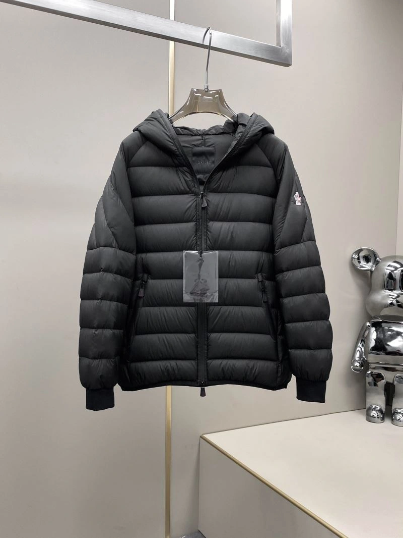 Moncler Down Jackets Lightweight 144852