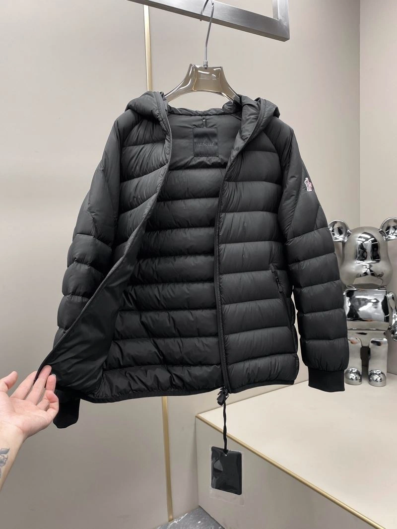 Moncler Down Jackets Lightweight 144852