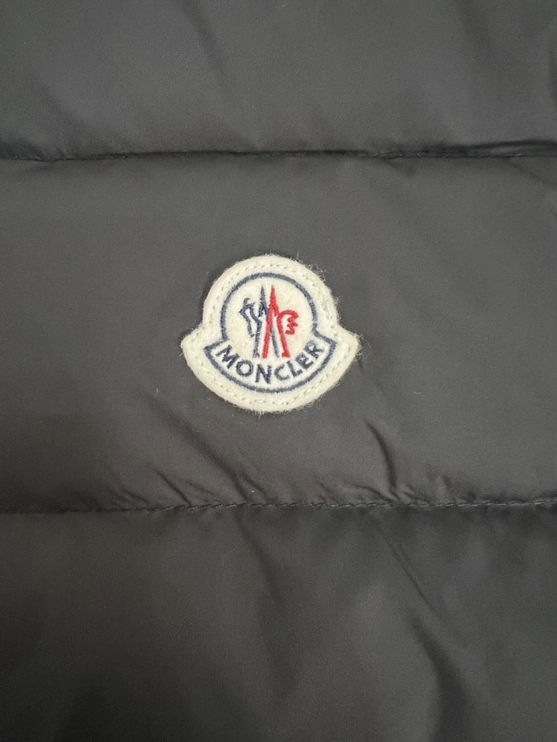 Versatile Moncler Down Jackets 144847
