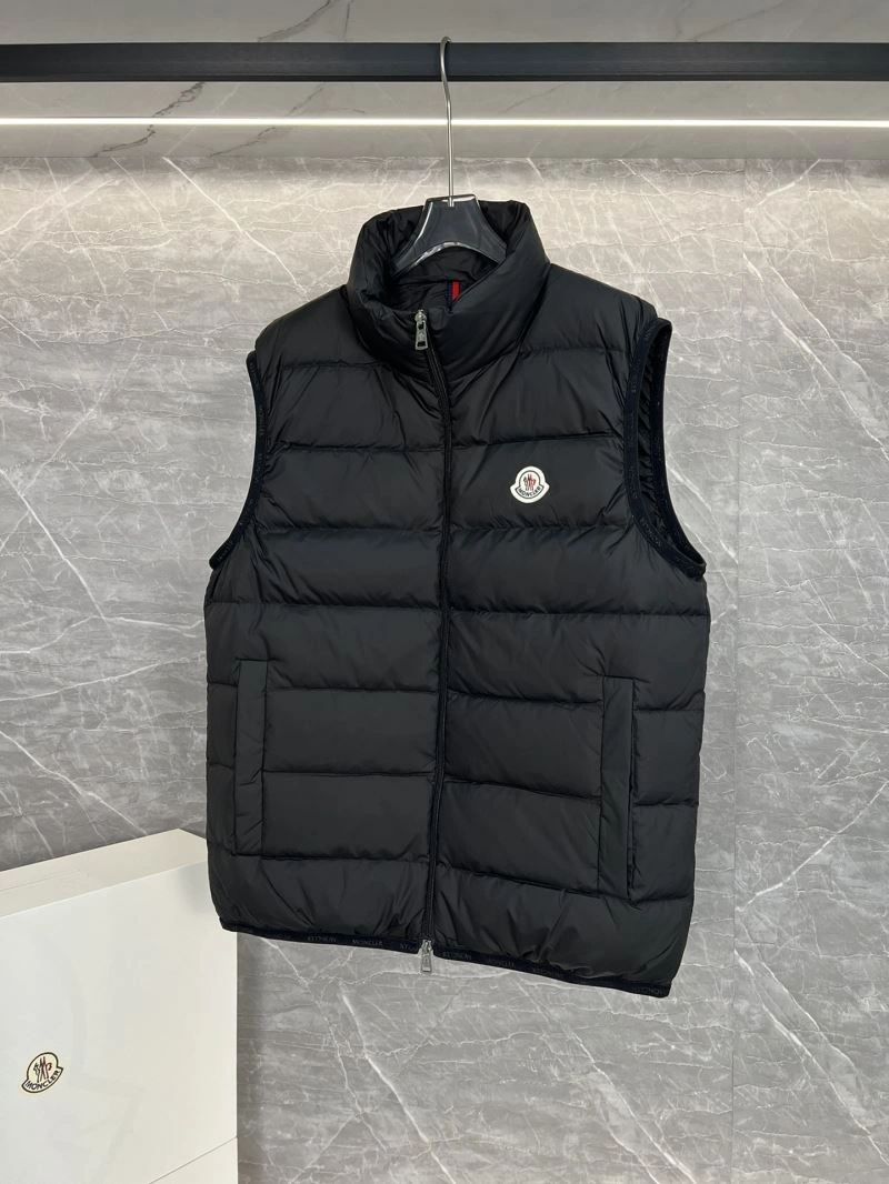 Moncler Down Jackets Practical 144845