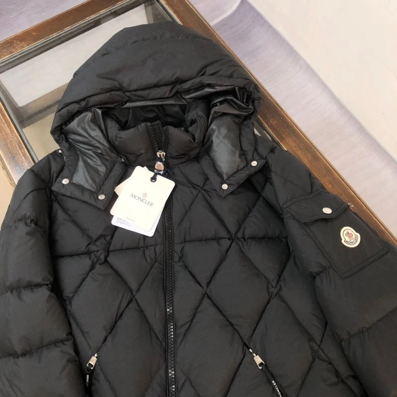 Elegant Moncler Down Jackets 144844