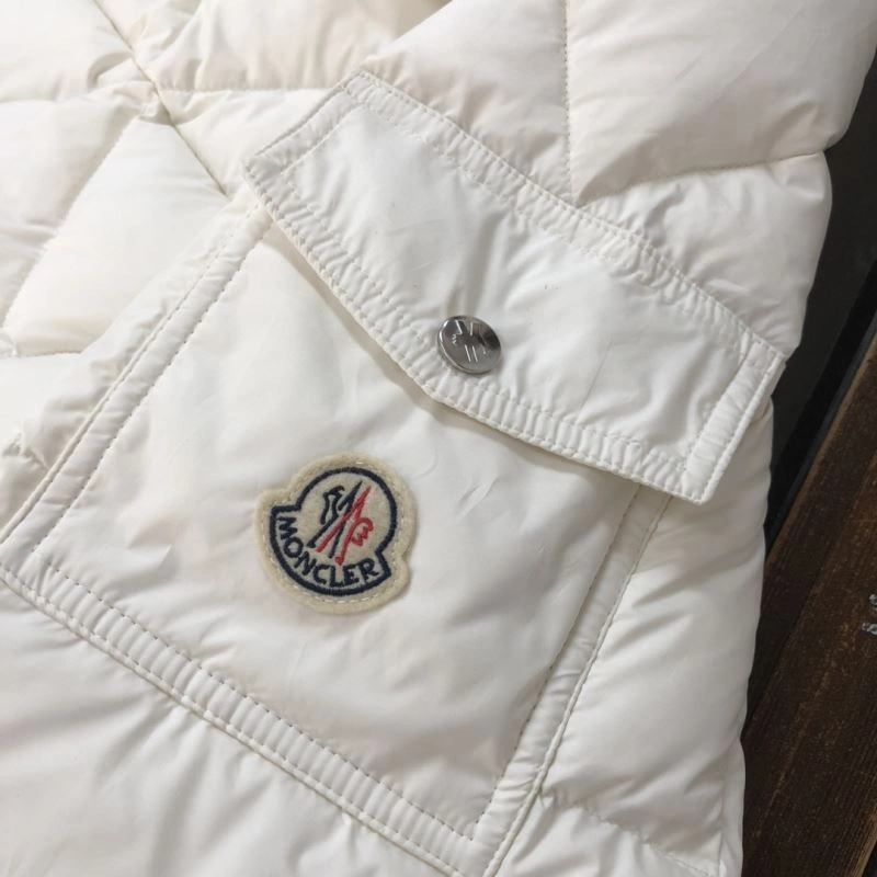 Neat Moncler Down Jackets 144843