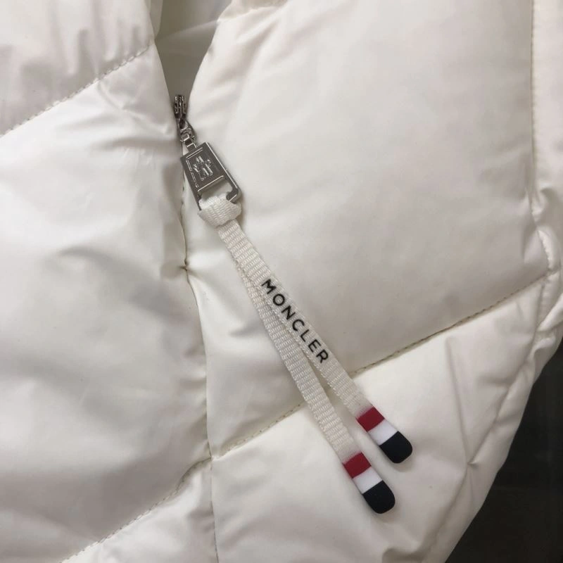 Neat Moncler Down Jackets 144843