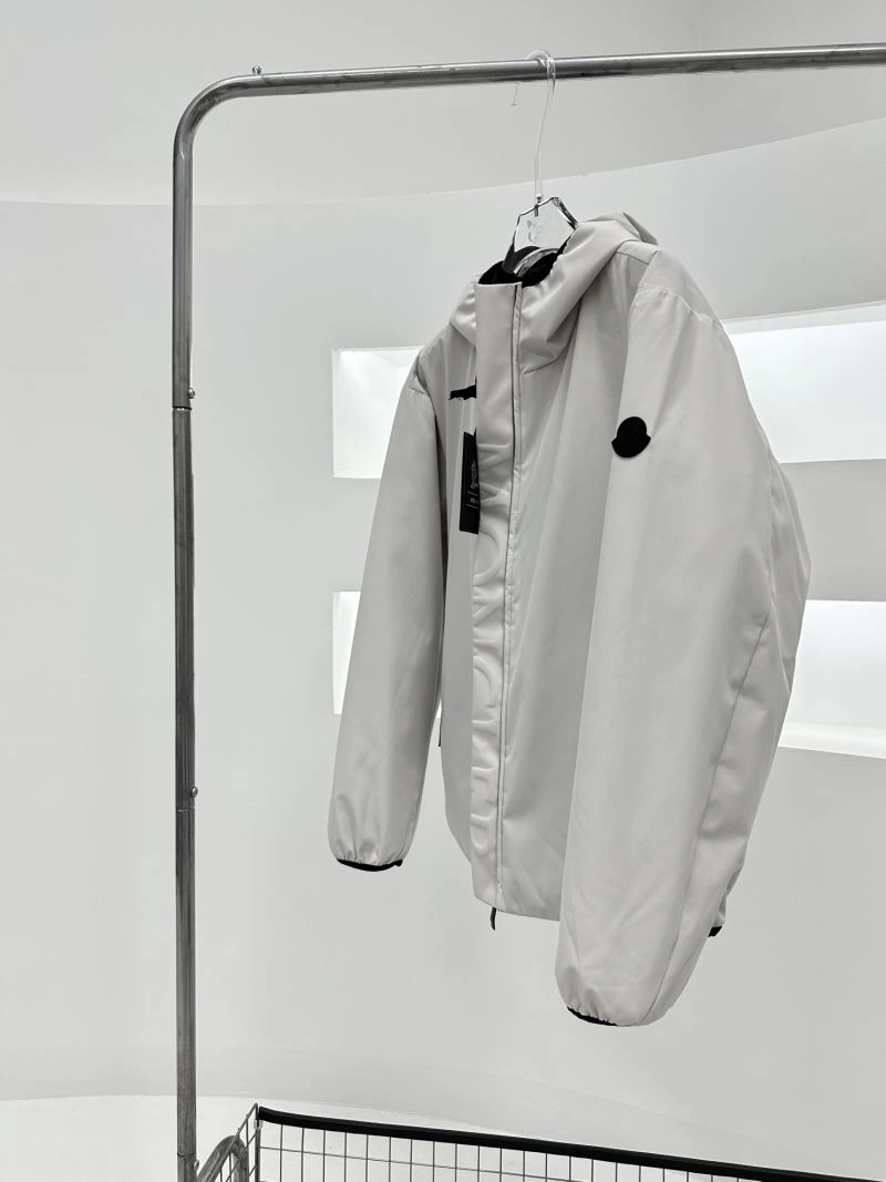 Moncler Down Jackets WeatherProof 144842