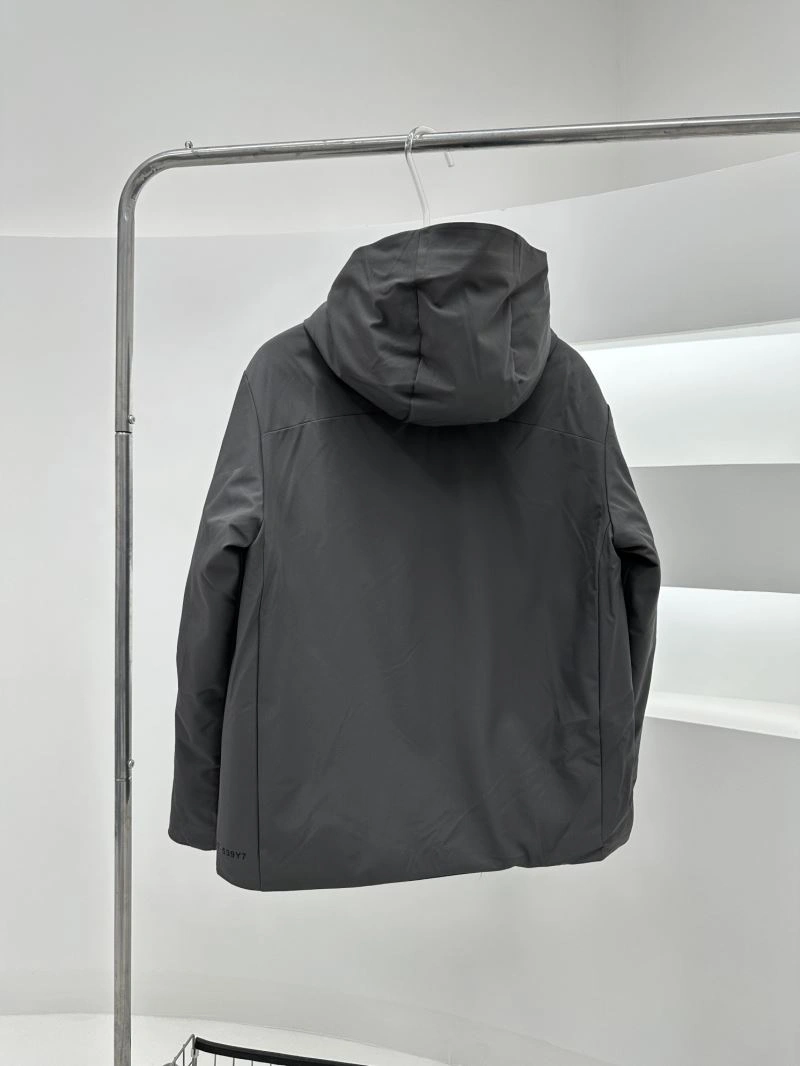 Moncler Down Jackets Functional 144840