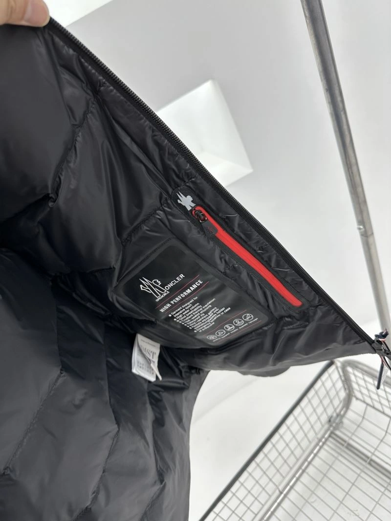 Moncler Down Jackets Functional 144840