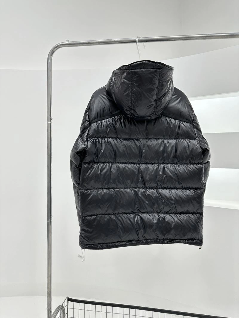 Moncler Down Jackets Sophisticated 144841
