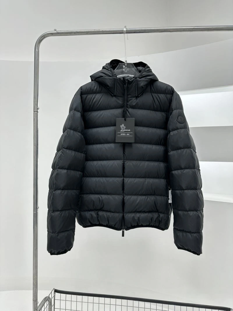 Sophisticated Moncler Down Jackets 144837