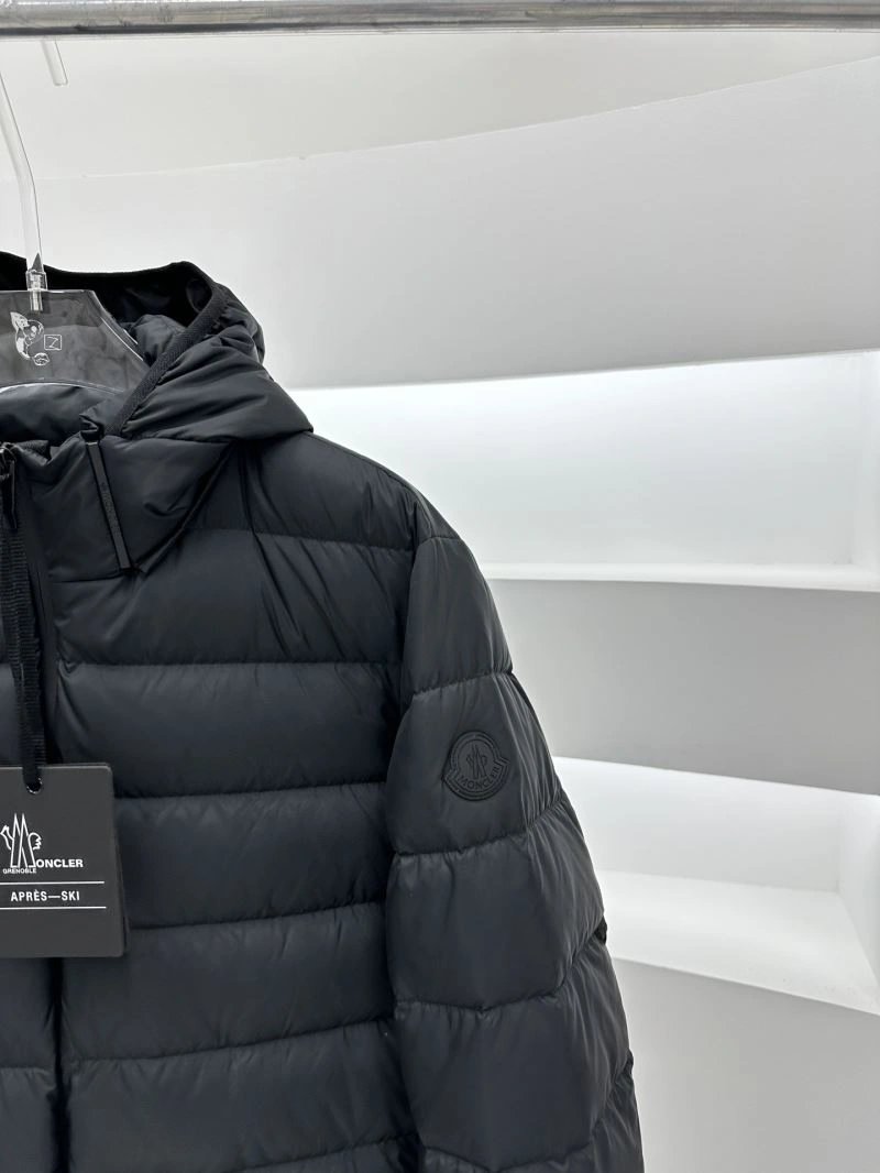 Sophisticated Moncler Down Jackets 144837