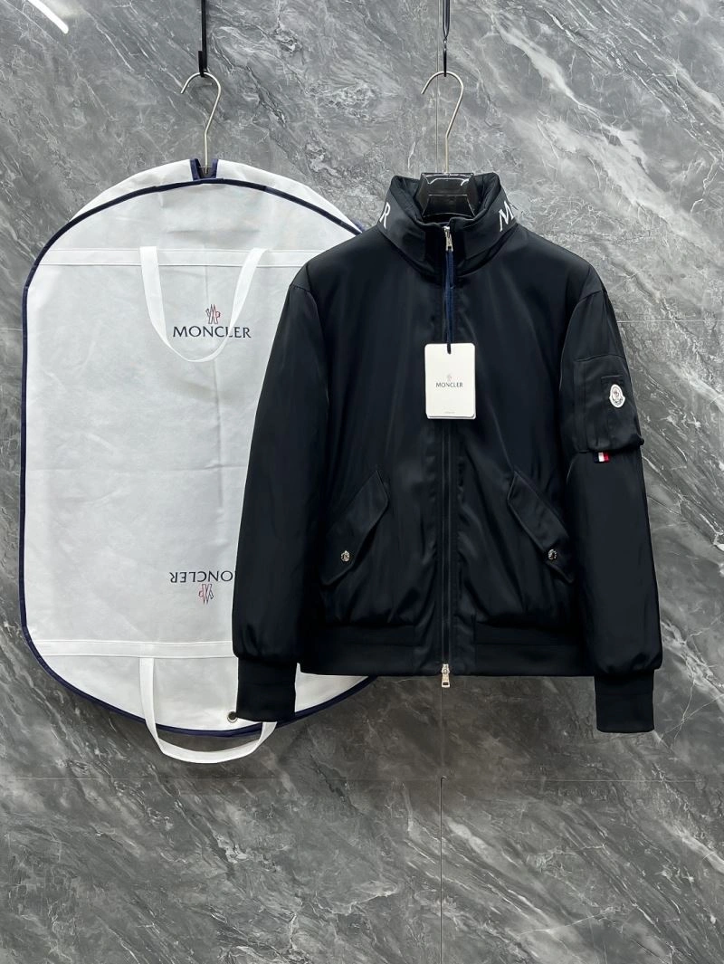 Moncler Down Jackets Durable 144816