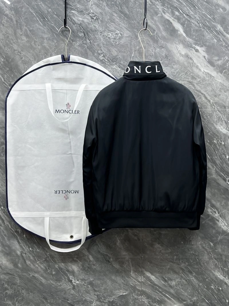 Moncler Down Jackets Durable 144816