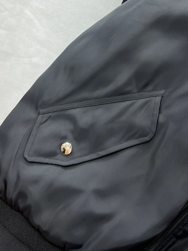 Moncler Down Jackets Durable 144816