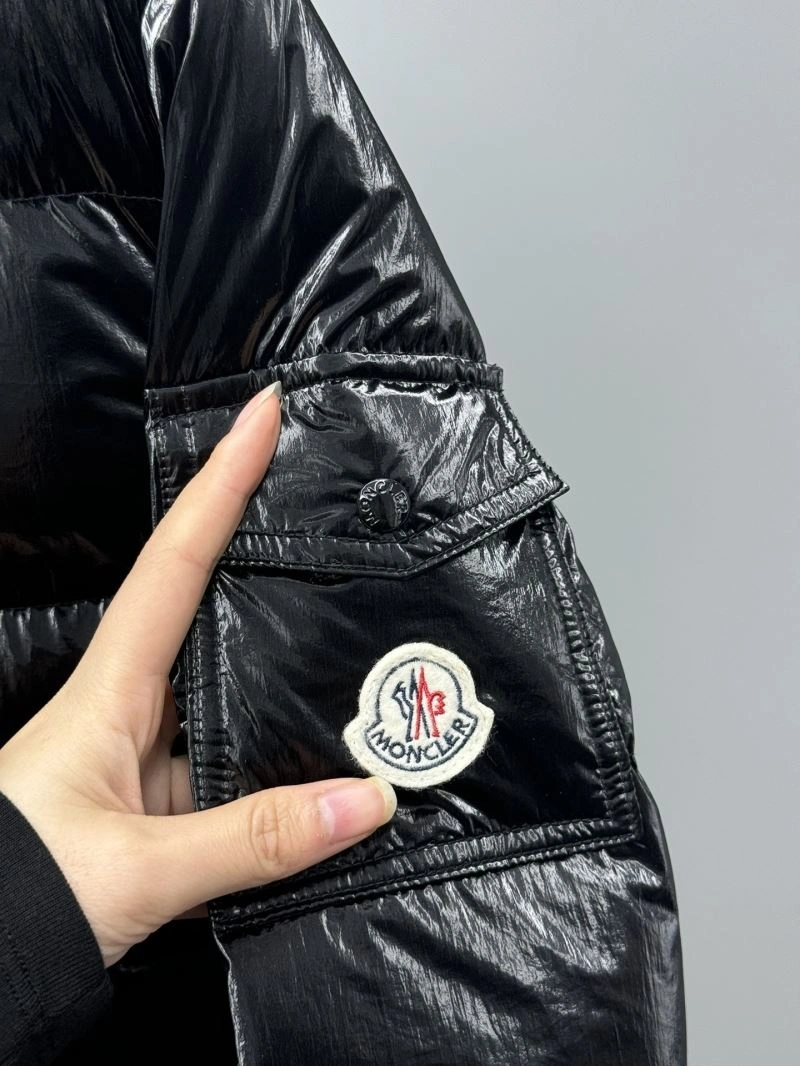 Moncler Down Jackets UrbanStyle 144818