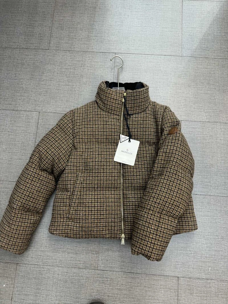 Stylish Moncler Down Jackets 144825