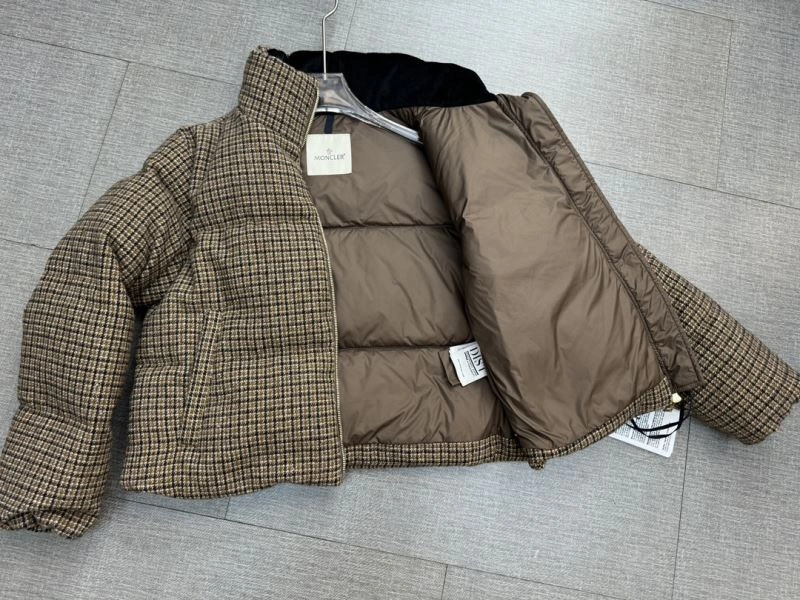 Stylish Moncler Down Jackets 144825