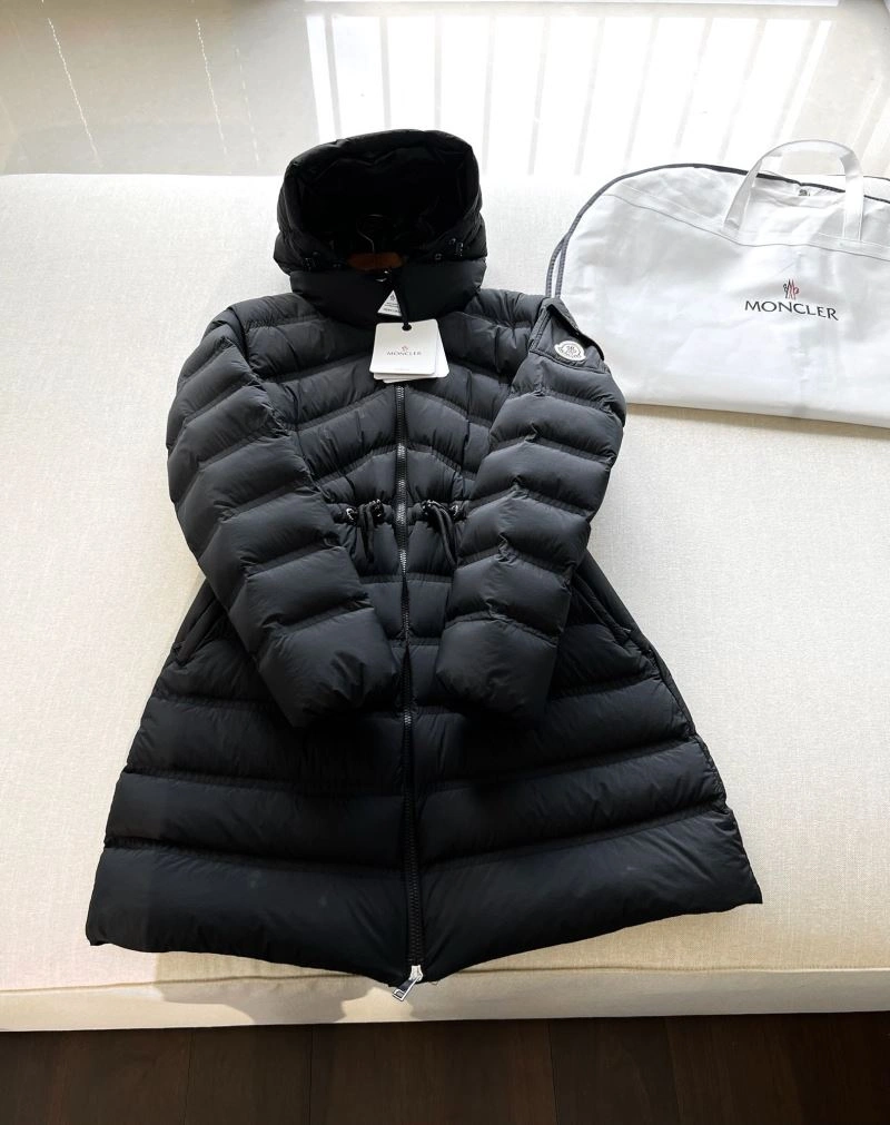 Moncler Down Jackets Classic 144815
