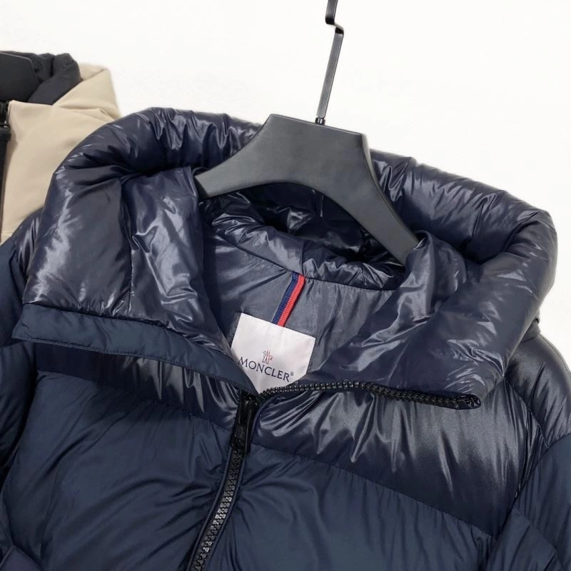Moncler Down Jackets Sleek 144812