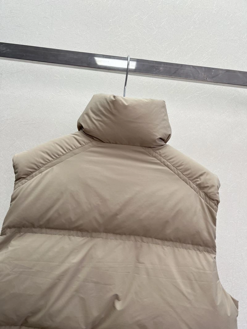 Moncler Down Jackets Soft 144809