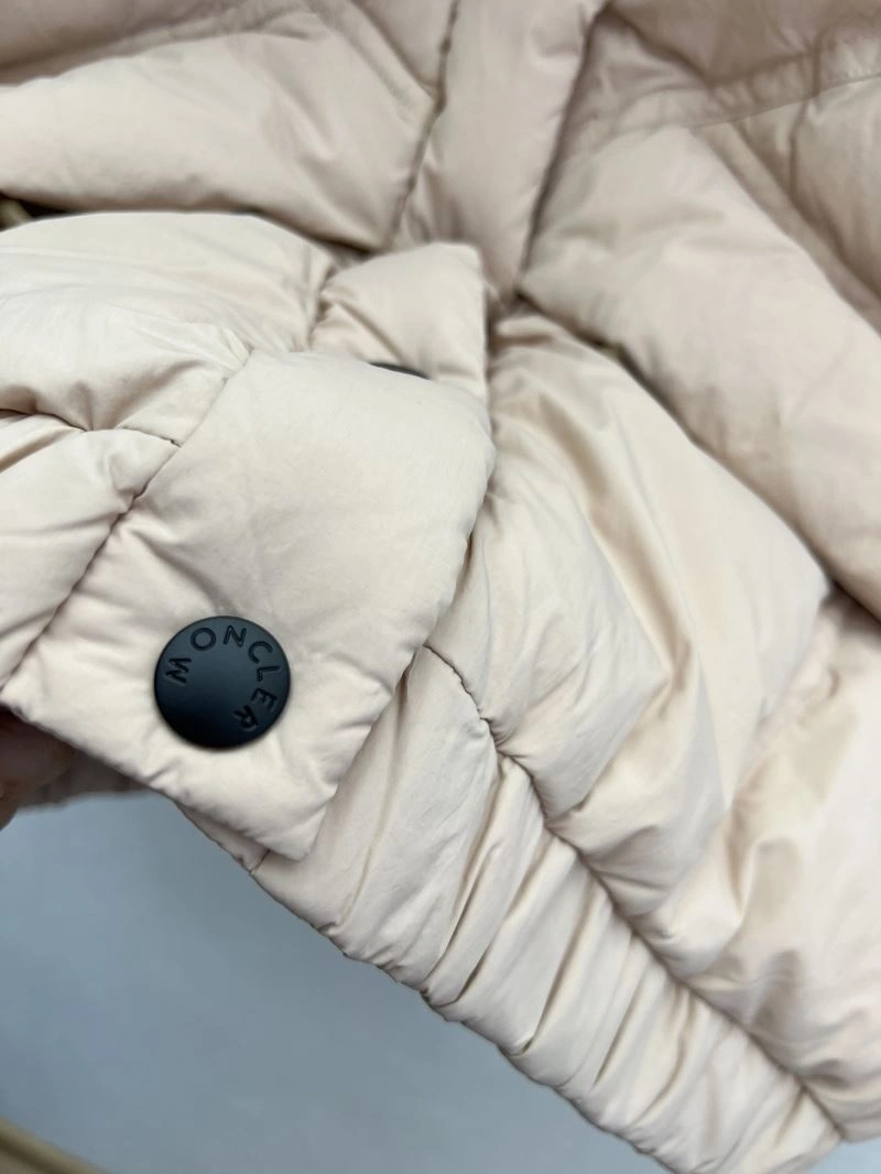 Moncler Down Jackets Reliable 144813