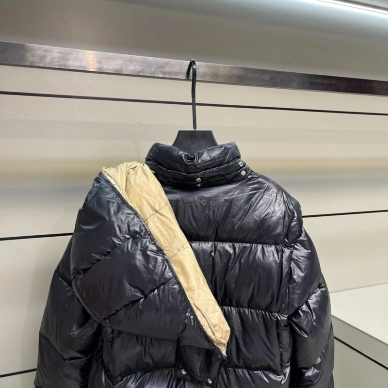 Moncler Down Jackets UrbanChic 144834