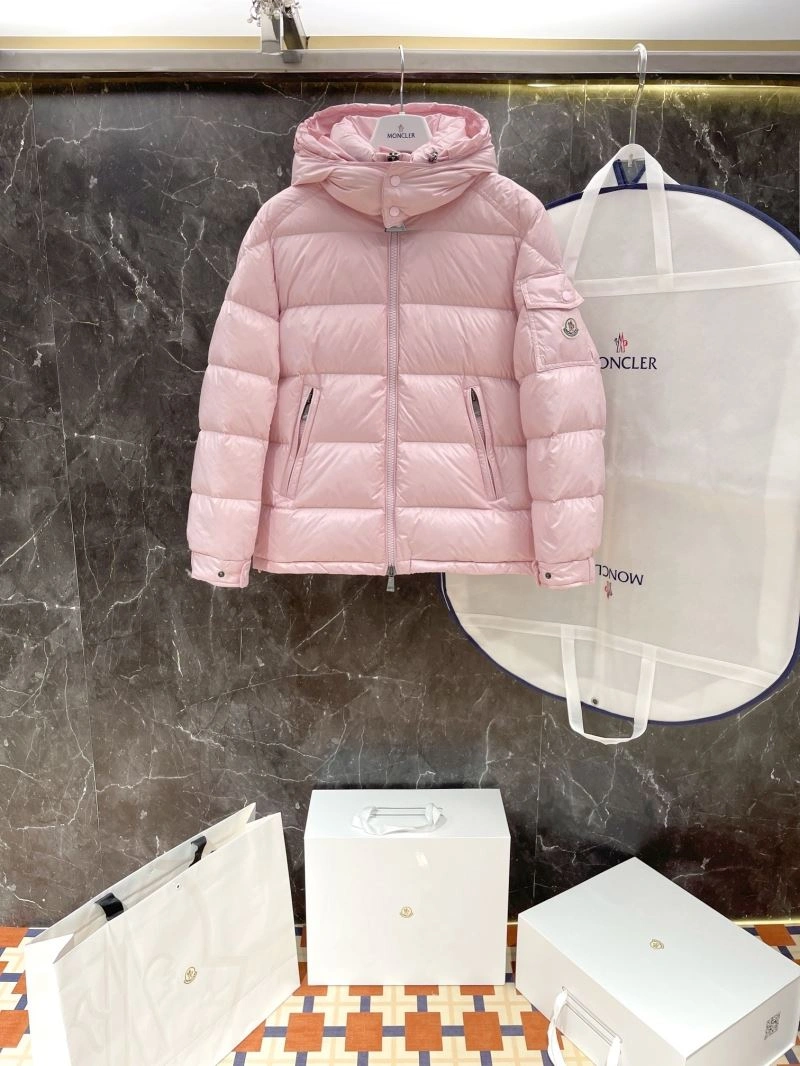Moncler Down Jackets WaterResistant 144820