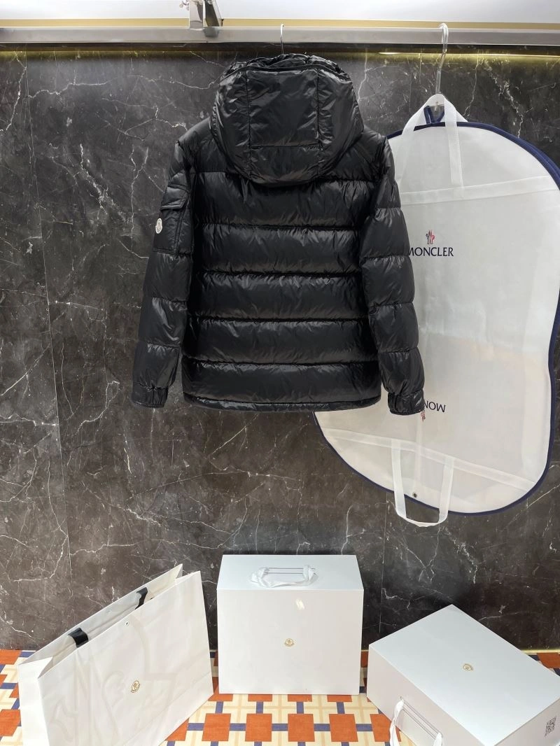 TechFriendly Moncler Down Jackets 144811