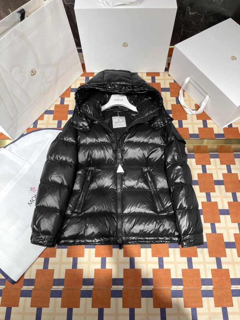 TechFriendly Moncler Down Jackets 144811