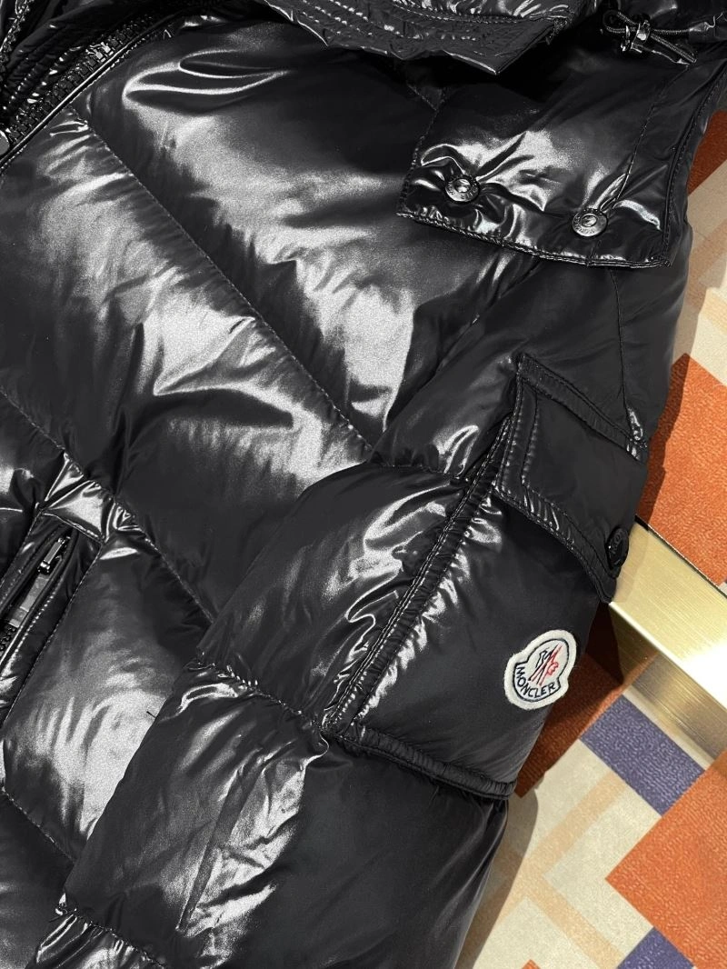 TechFriendly Moncler Down Jackets 144811