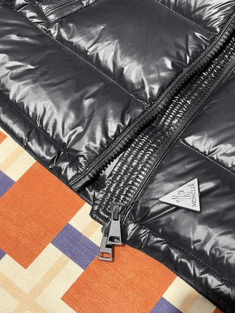 TechFriendly Moncler Down Jackets 144811