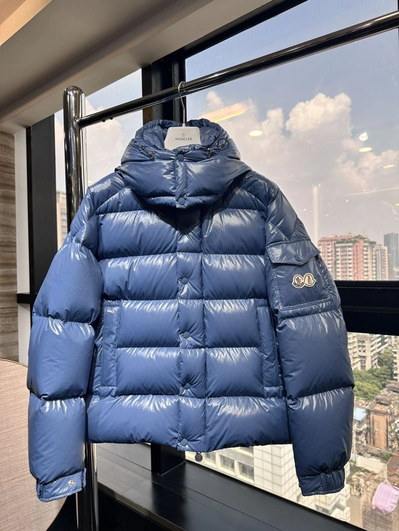 Moncler Down Jackets TravelReady 144789