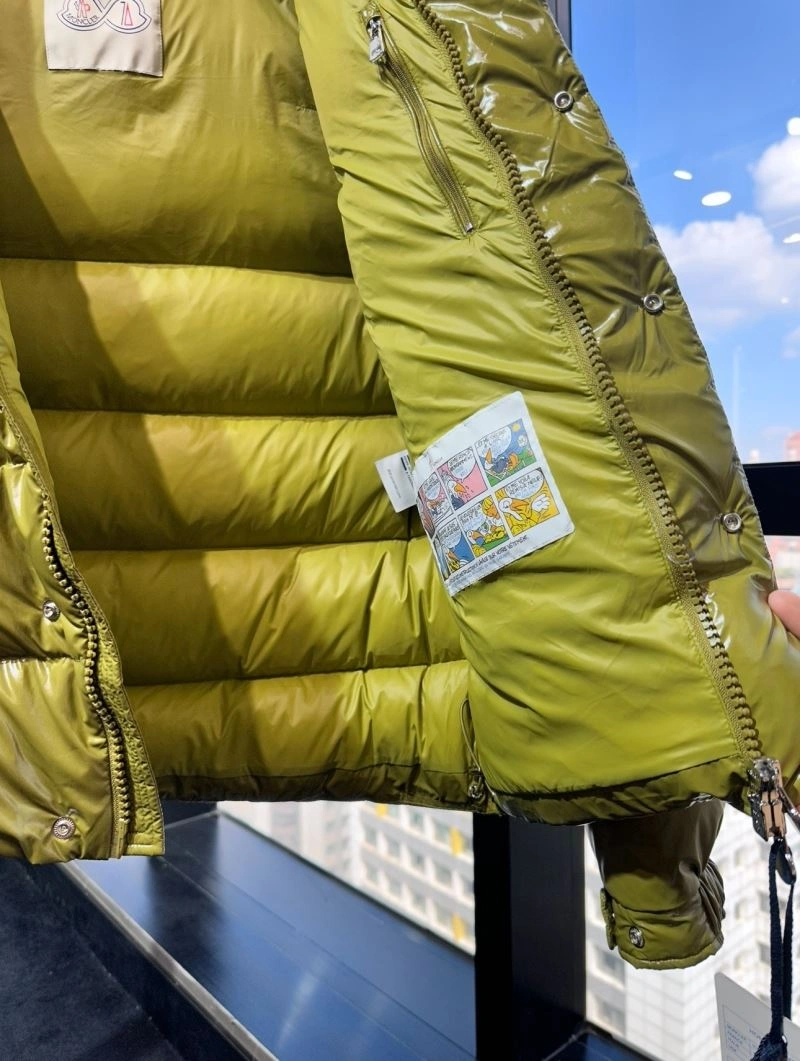 Breathable Moncler Down Jackets 139569