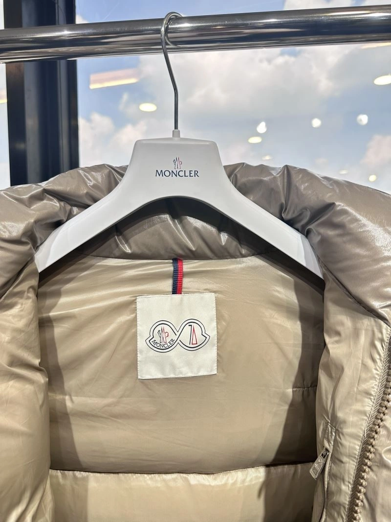 Moncler Down Jackets Original 144790
