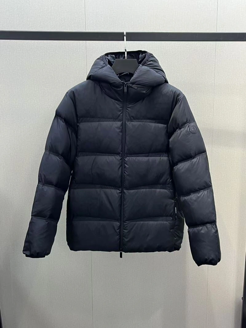 Unisex Moncler Down Jackets 144788