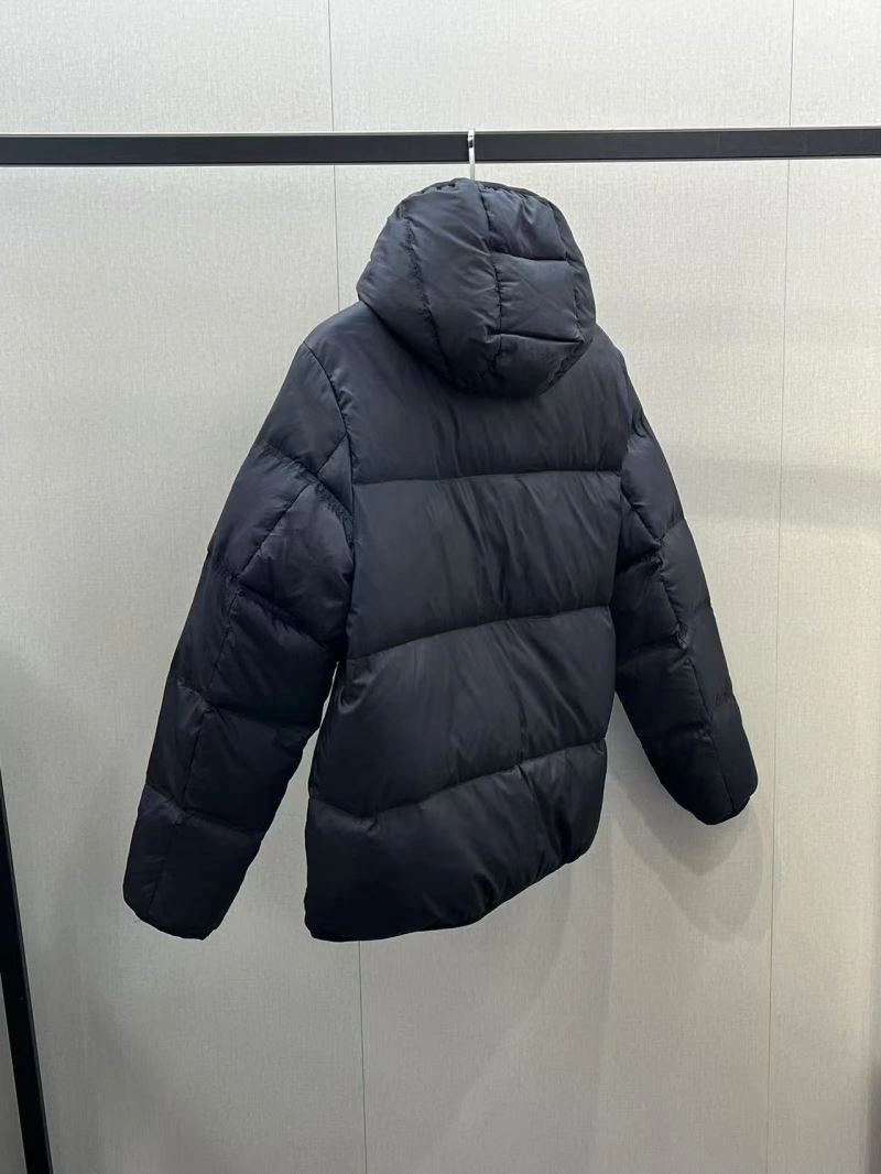 Unisex Moncler Down Jackets 144788