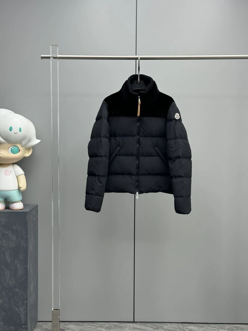 Moncler Down Jackets WellDesigned 144775